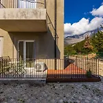 아파트 Luvra 1 Dhermi Spacious Balcony Hideaway By Pikhost 히마레