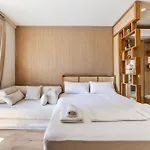 아파트 Luvra 1 Dhermi Spacious Balcony Hideaway By Pikhost *