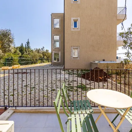 Luvra 1 Dhermi Spacious Balcony Hideaway By Pikhost Apartamento *